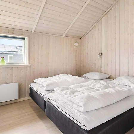 Holiday home 10 Person In *