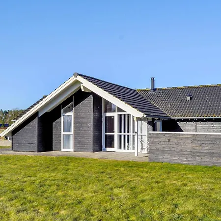 10 Person In Holiday home