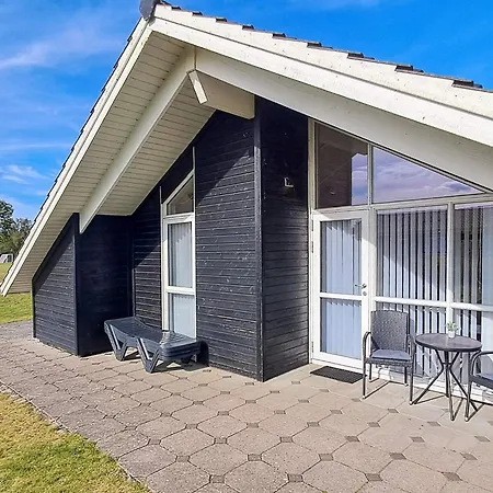 Luxury Lakeside Retreat - By Traum Vakantiehuis