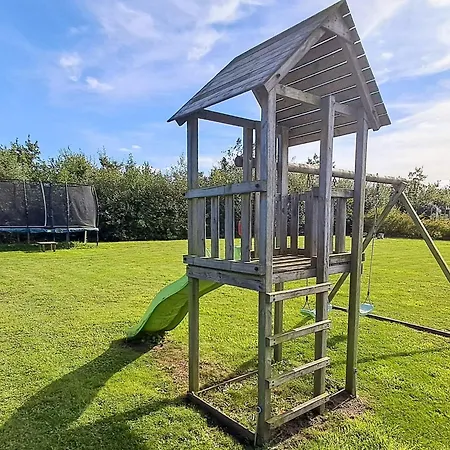 Luxury Lakeside Retreat - By Traum *