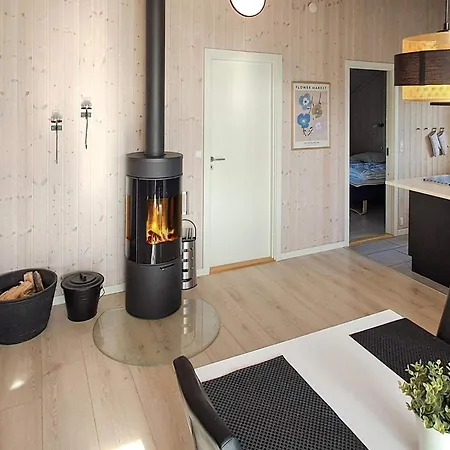 Luxury Lakeside Retreat - By Traum *