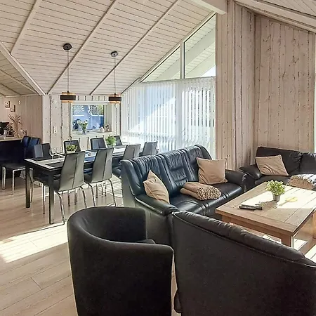 Luxury Lakeside Retreat - By Traum * Ansager