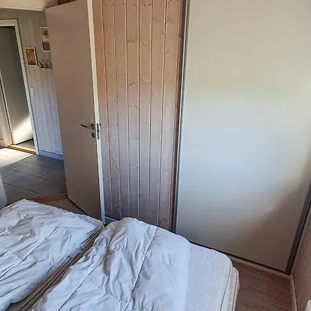 Luxury Lakeside Retreat - By Traum Vakantiehuis