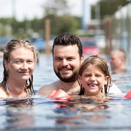 Hébergement de vacances Luxury Lakeside Retreat - By Traum *