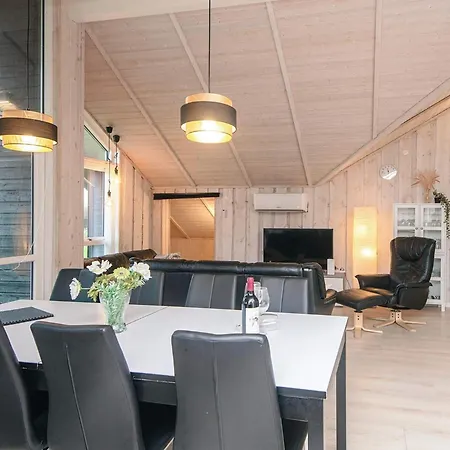 5 Star Holiday Home In Ansager