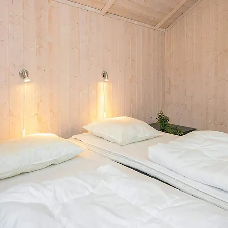 Luxury Lakeside Retreat - By Traum