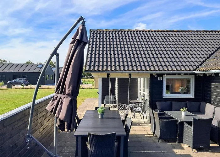 Luxury Lakeside Retreat - By Traum Сasa de vacaciones