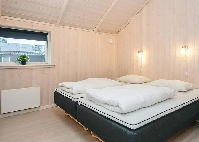 Luxury Lakeside Retreat - By Traum Сasa de vacaciones